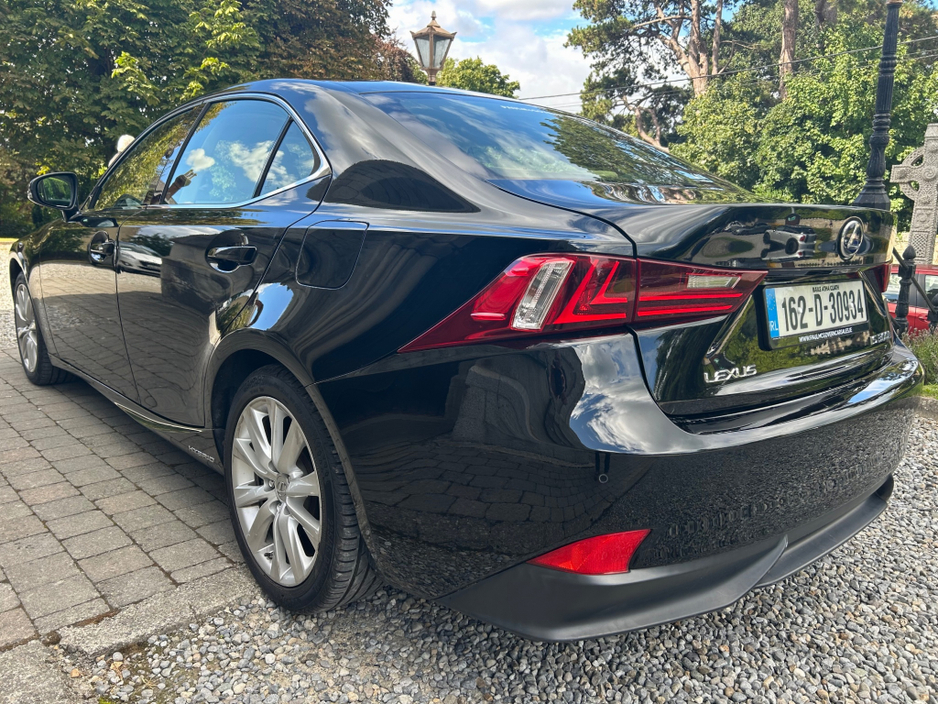 2016 Lexus IS 300 h 300 H 2.5 EXECUTIVE EDITION 4DR**//**FINANCE ARRANGED**//**CREAM LEATHER**//**€190 ROAD TAX**//**WARRANTY**//**METALLIC BLACK**//**ALLOYS**//**FRONT FOGS**//**TRADE IN ACCEPTED! €18,750