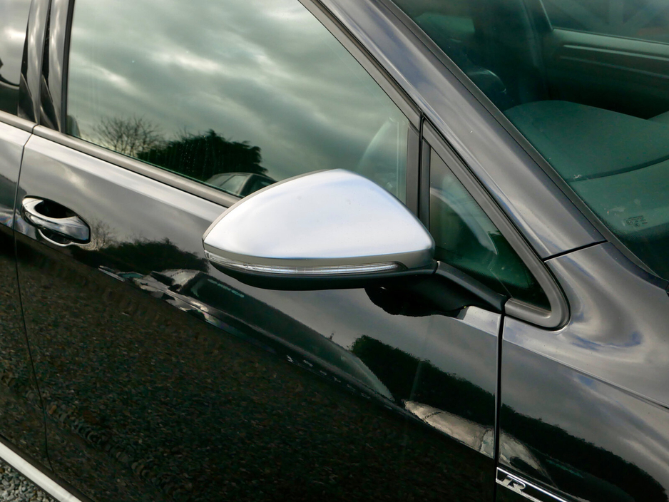 2019 Volkswagen Golf 2.0 TSI 5DR 300HP DSG 4M R €34,950