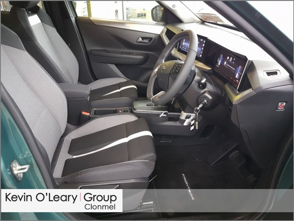 2025 Opel Frontera Hybrid Elegance 1.2 100hp automatic €32,195