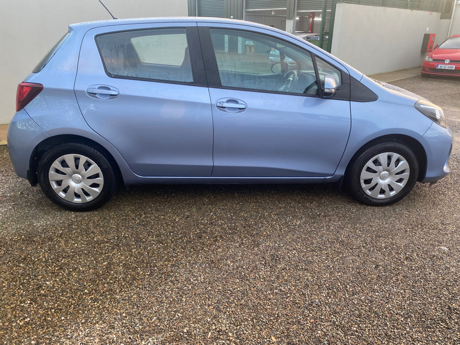 2015 Toyota Yaris 1.0 LUNA MC 4DR €9,950