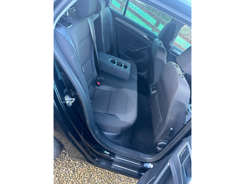 2017 Volkswagen Golf 1.2 5DR AUTO €17,950