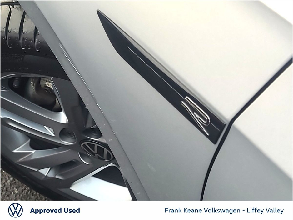 2024 Volkswagen Golf R-LINE 2.0 TDI 150HP *REAR VIEW CAMERA* *VALENCIA ALLOYS* CARPLAY & ANDROID AUTO* *PCP FINANCE AVAILABLE* €38,995