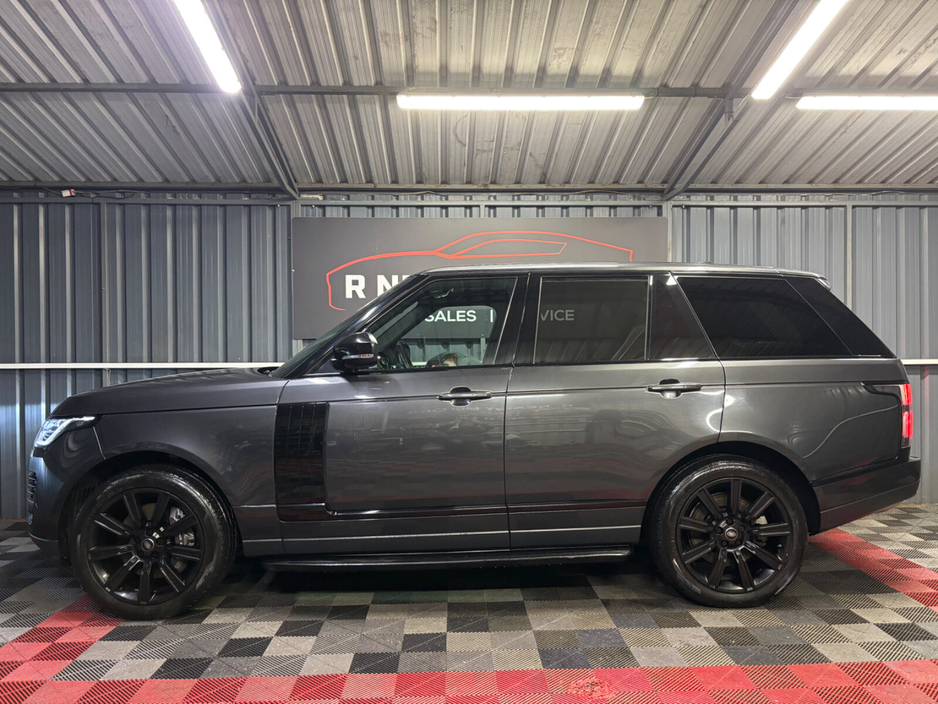 2021 Land Rover Range Rover 2.0 PHEV Vogue €57,950