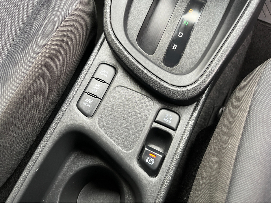 2021 Toyota Yaris Cross X AUTOMATIC HYBRID 1.5 PETROL //ADAPTIVE CRUISE CONTROL//KEYLESS ENTRY//REVERSE CAMERA// €19,950