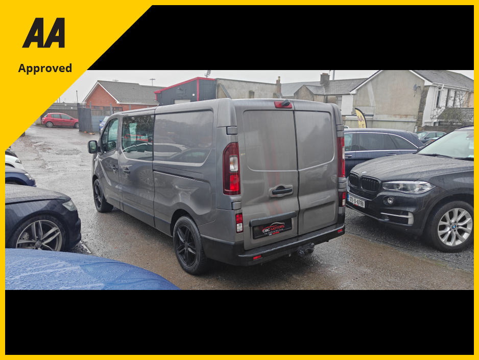 2016 Renault Trafic Passenger 2016 Crewcab 6 Seater €13,950