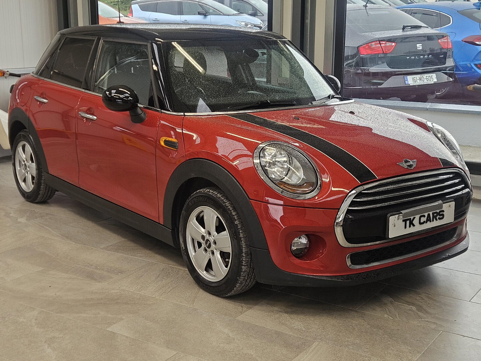 2018 MINI Hatch Cooper D Auto €14,950