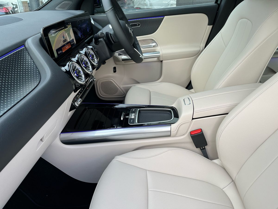 2026 Mercedes-Benz EQA 250 Plus Progressive Line Compact Electric SUV €58,155