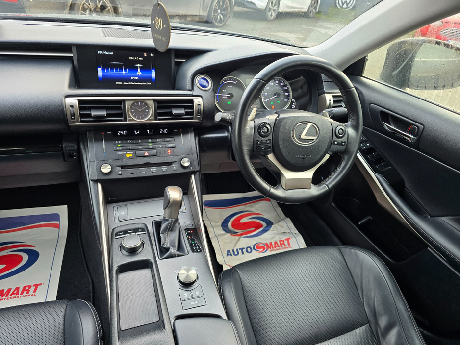 2014 Lexus IS 300 h 300 H EXECUTIVE EDITION E-C E-CVT 4DR 2.5 A €13,650