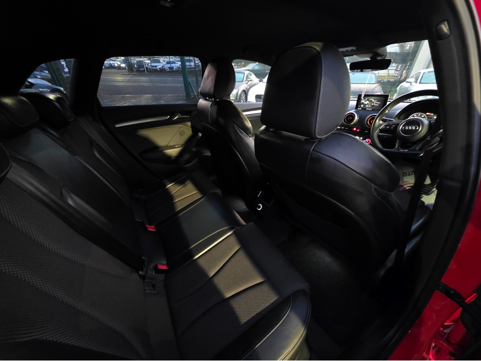 2019 Audi A3 1.4 S-LINE EDITION VIRTUAL COCKPIT - NAVIGATION -CARPLAY ANDROID AUTO HALF LEATHER PACK - REVERSING CAMERA / PARKING SENSORS - DRIVE MODE €23,500