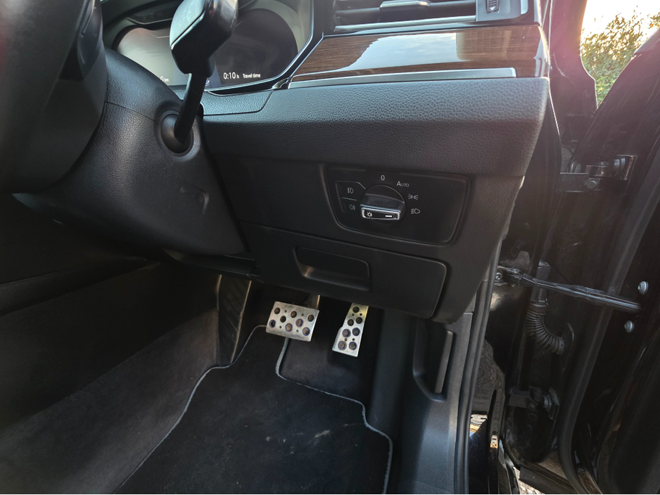 2018 Volkswagen Passat 2.0 TDI VIRTUAL DASH FULL LEATHER HEATED ELECTRIC SEATS SAT NAV CARPLAY ANDROID AUTO BLIND SPORT PARKING SENSORS SELF PARKING ASSIST 360 CAMERA €20,750