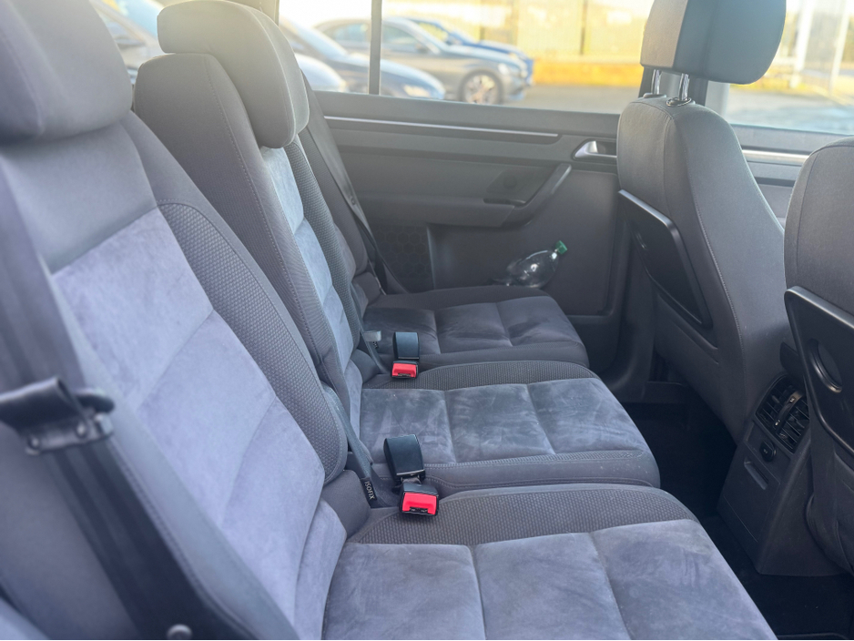 2014 Volkswagen Touran 1.4i HIGHLINE... AUTOMATIC...2 KEYS €11,950