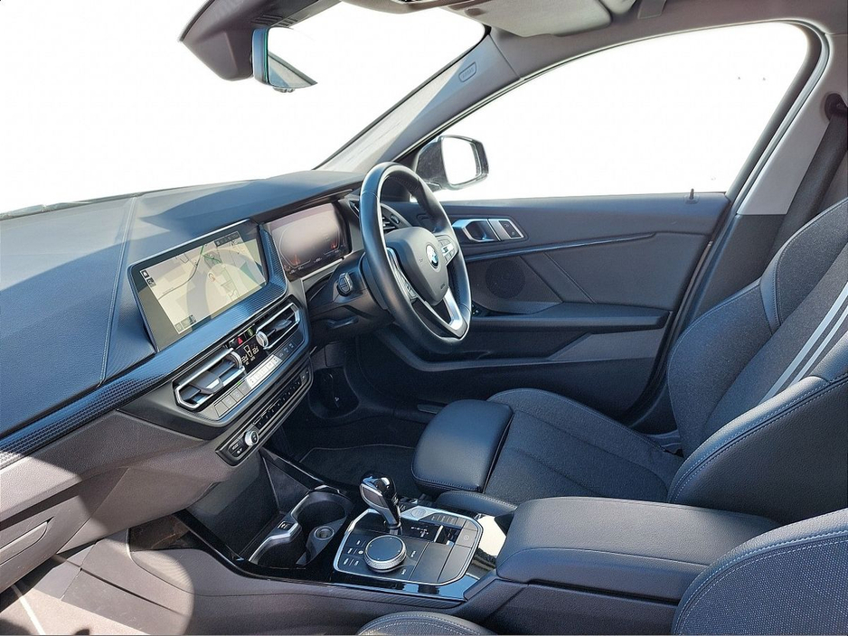 2023 BMW 1 Series 118i Sports Hatch 5-door €29,995