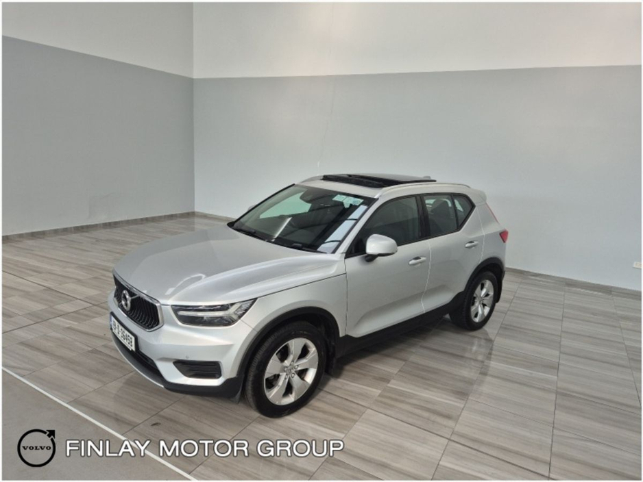 2019 Volvo XC40 T3 (163hp) Momentum 1 year warranty €26,950