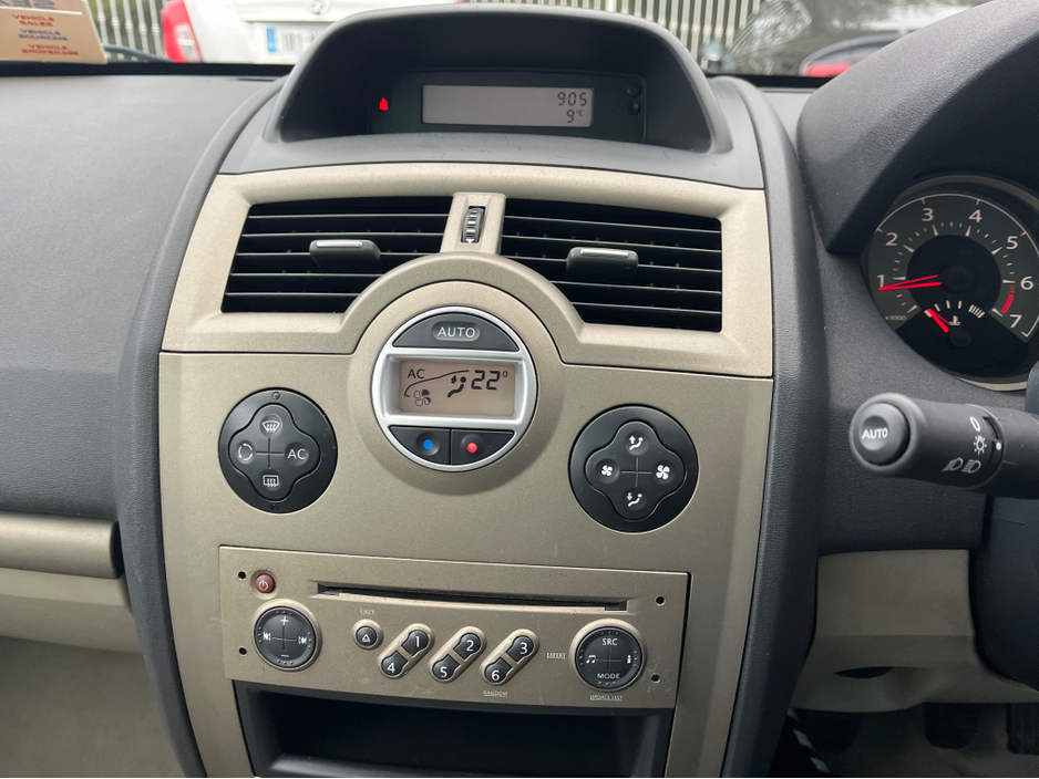 2007 Renault Megane 1.6 16V LA CREM PH2 LE CREME €1,900