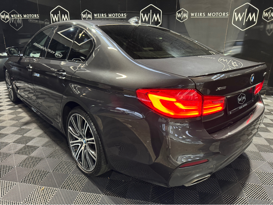 2019 BMW 5 Series 530E XDRIVE M SPORT PERFORMANCE 4DR A AUTO / HARMON KARDON /