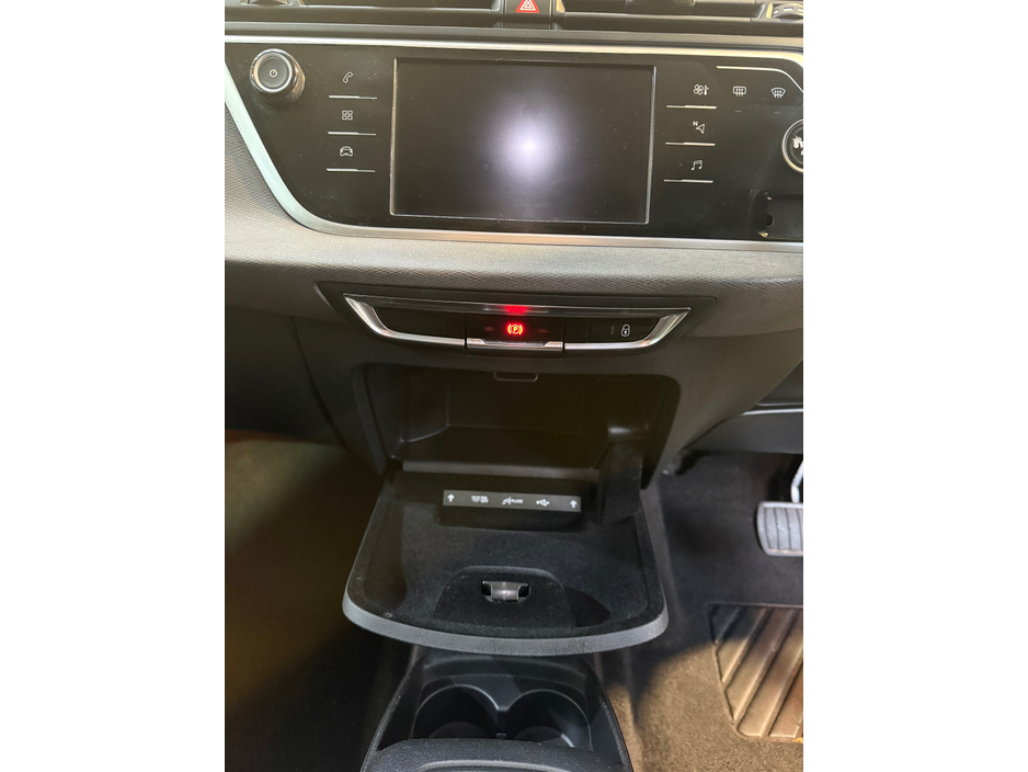 2018 Citroen Grand C4 Picasso FEEL BLUEHDI 120 EA EAT6 4DR AUTO €16,950