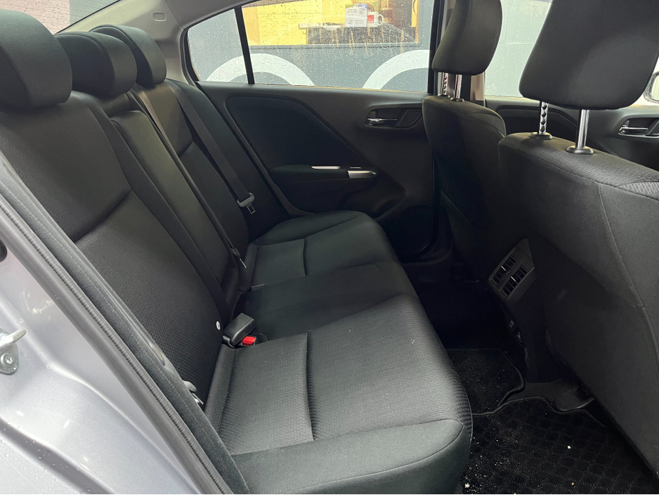 2020 Honda Grace €16950! 2020 HONDA GRACE HYBRID LX SENSING 1.5 AUTOMATIC / REVERSE CAMERA / CRUISE CONTROL €16,950