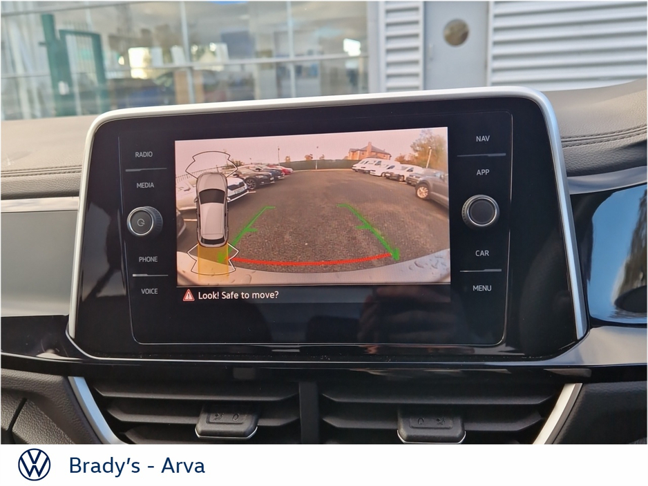 2025 Volkswagen T-Roc R-LINE 75 2.0 TDI 116BHP M6F €38,950