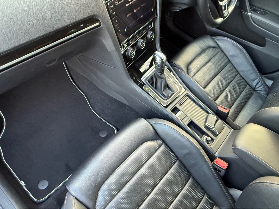 2019 Volkswagen Golf HIGHLINE PRO - 2.0L DIESEL - AUTO - 12M WARRANTY - CAR: 1600 €21,950