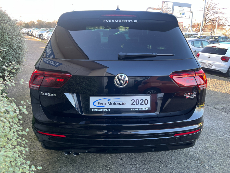 2020 Volkswagen Tiguan R-LINE 4MOTION AUTOMATIC 2.0 DIESEL //HIGH SPEC//360 PARKING CAMERAS//HEAD UP DISPLAY//HEATED FRONT AND REAR SEATS// €34,950