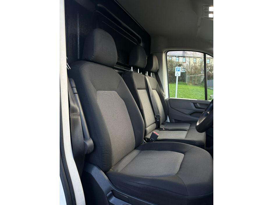 2020 Volkswagen Crafter T 35 MWB 140HP MANUAL 6SPEED FWD 5DR €17,950