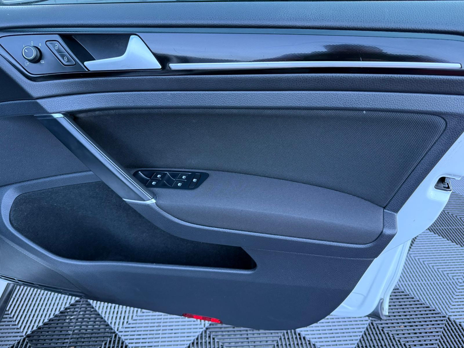 2017 Volkswagen Golf GTD S-A DSG , only 88k , FRESH SERVICE INC TIMING BELT , NEW 2yr NCT , ONLY €72 p/w & €5,950 TRADE IN , HEATED SEATS , UPGRADE ALLOYS , SAT - NAV , ADAPTIVE CRUISE CTRL , €20,950