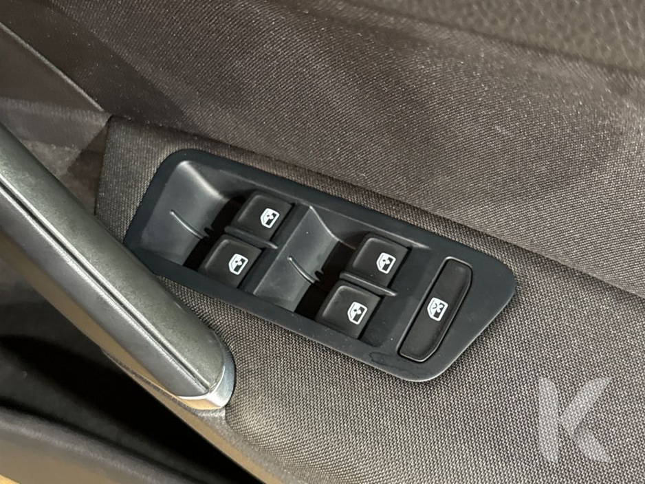 2020 Volkswagen Golf ESTATE 1.2L TSI AUTOMATIC - REVERSE CAMERA - CRUISE CONTROLS €19,950