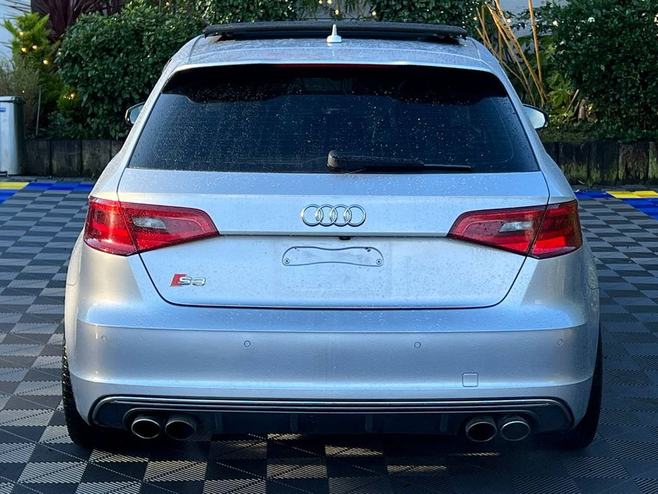 2015 Audi S3 QUATTRO 2.0 TFSI AUTO // OPENING PAN ROOF // LEATHER HEATED POWERED SPORT SEATS // 300 BHP €23,900