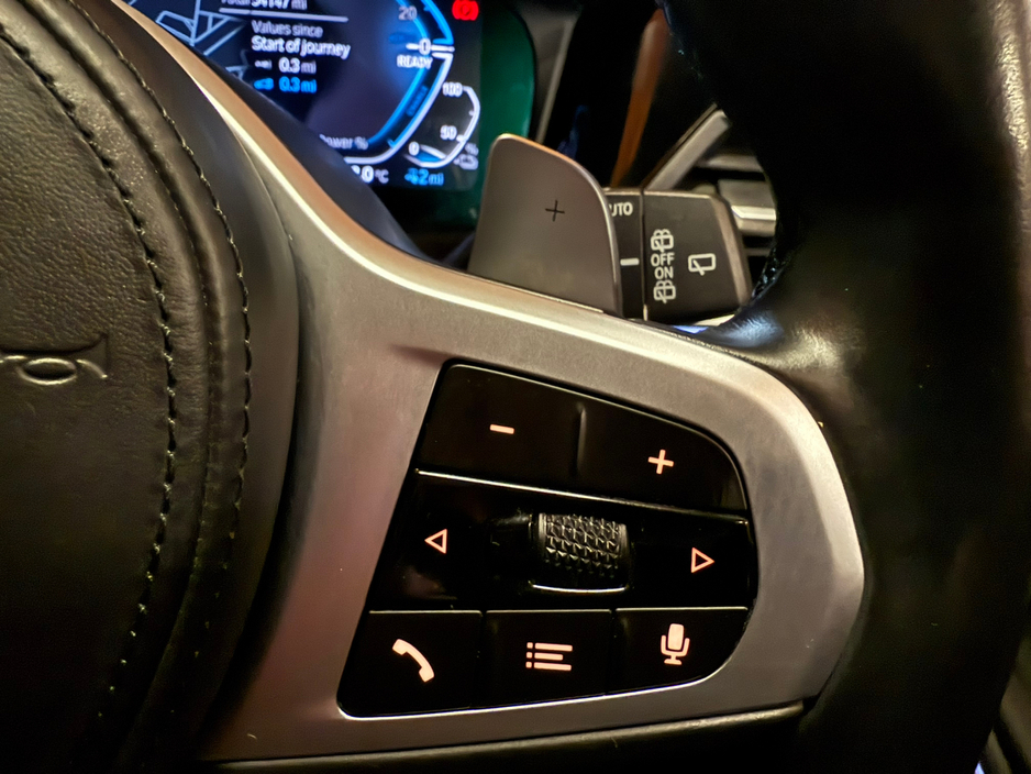 2022 BMW 3 Series 330e Sport Pro Auto €29,900