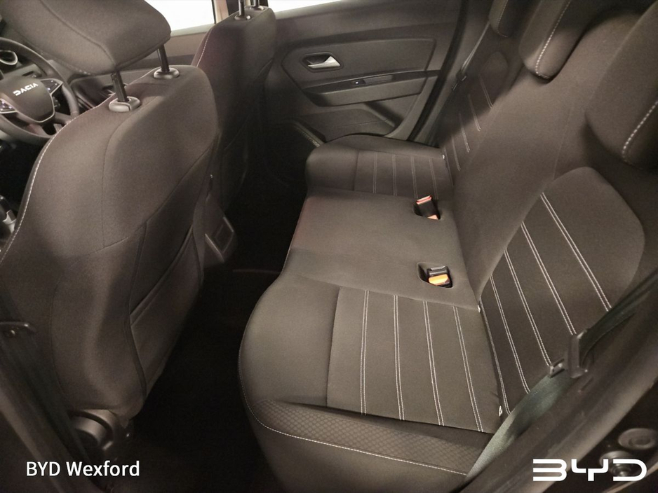 2023 Dacia Duster (DEPOSIT TAKEN) 1.3 TCe 150 EDC Expression €18,475