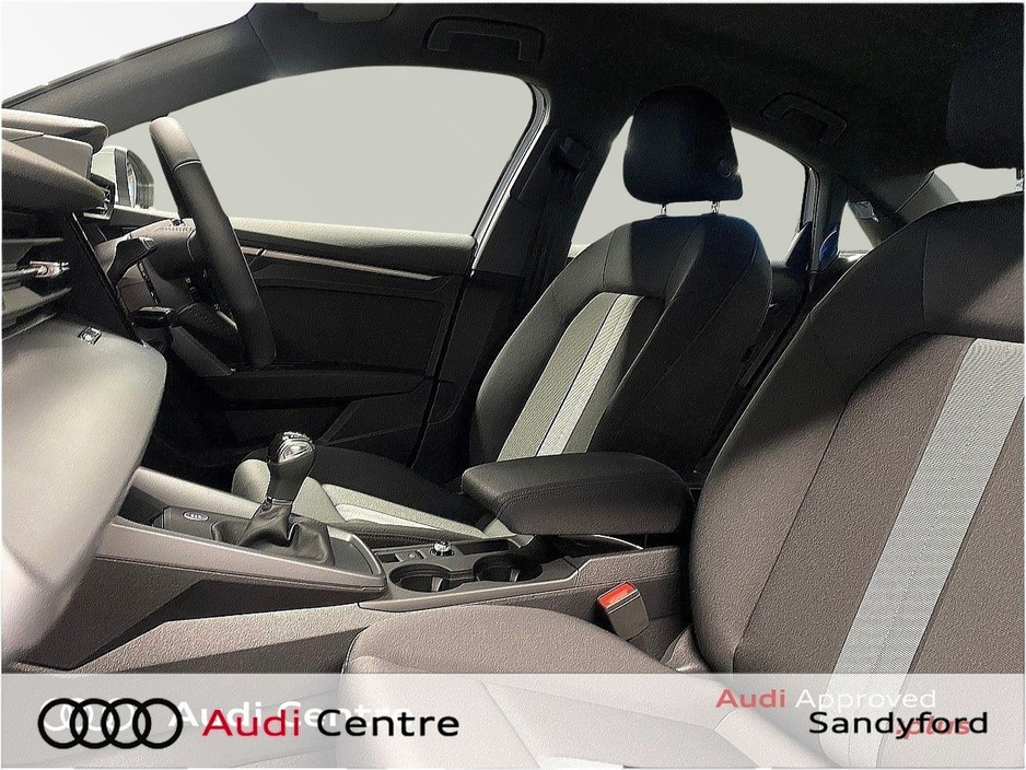 2025 Audi A3 SB 30 TDI 115HP SE Price new was € 43,030 €37,999