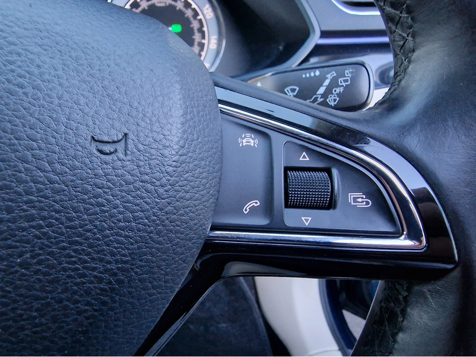 2016 Skoda Superb LAURIN & KLEMENT 2.0 AUTOMATIC €17,950