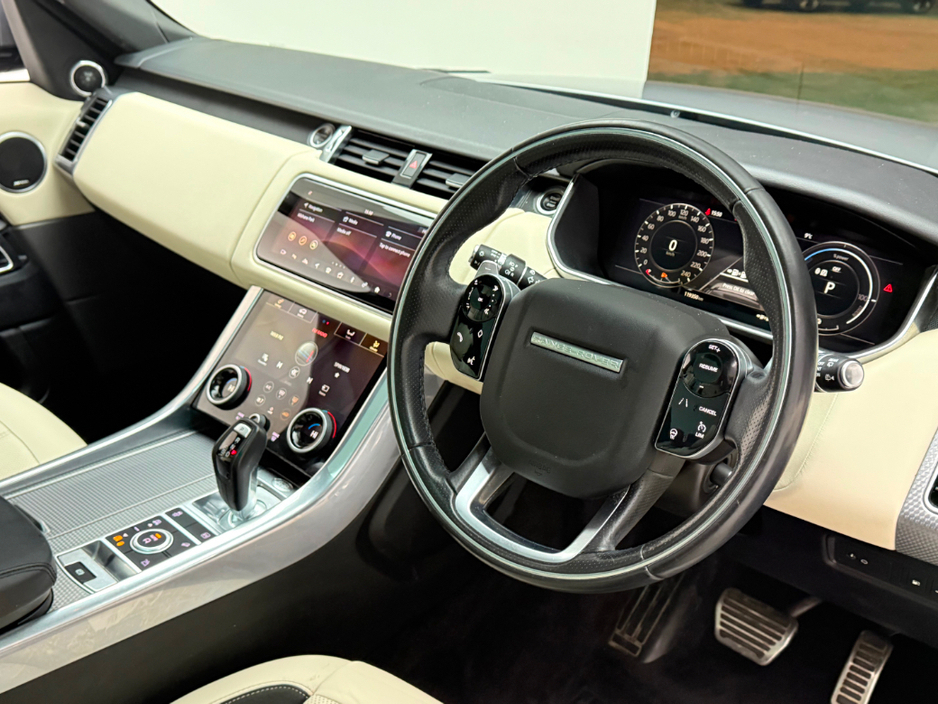 2019 Land Rover Range Rover Sport HSE DYNAMIC P400E €39,990
