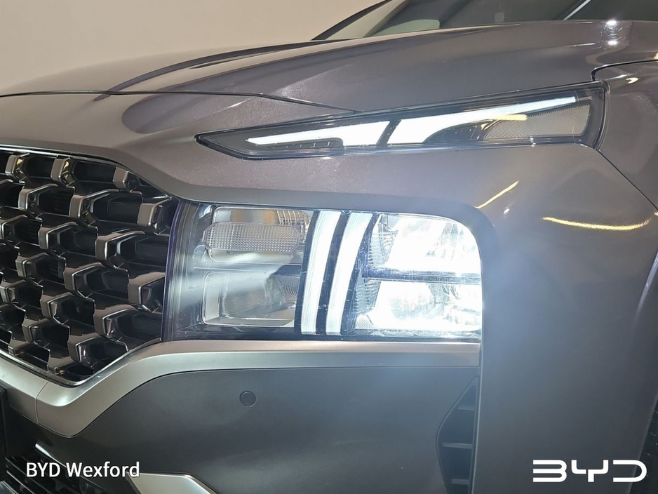 2023 Hyundai Santa Fe 1.6 PHEV 4WD Executive Plus Auto 7Seats €44,475