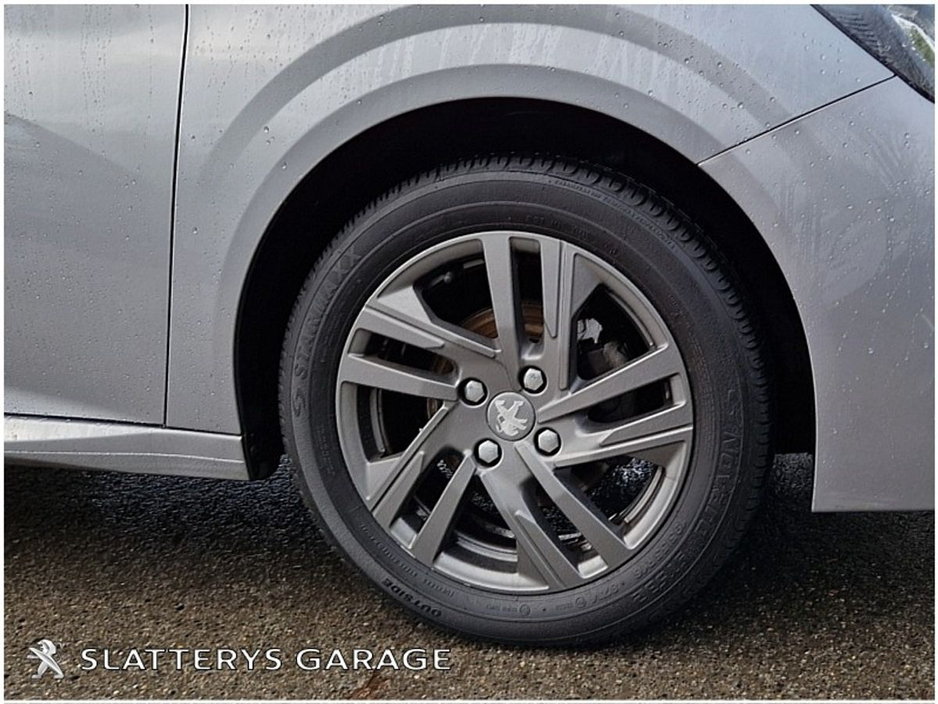 2022 Peugeot 208 1.2 Puretech 75 bhp Active €15,995