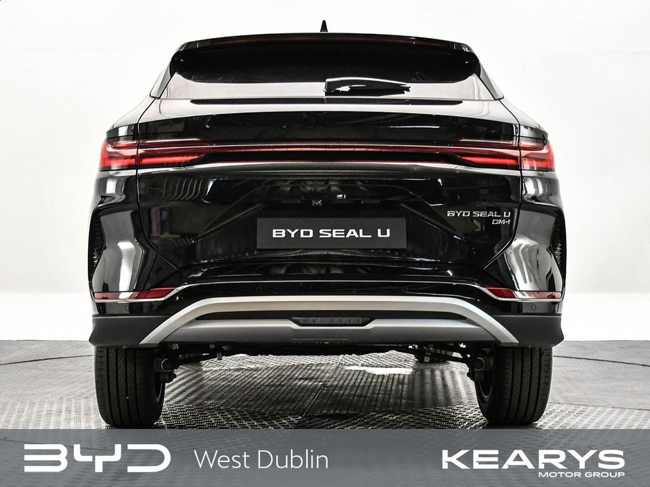 2026 BYD Seal U Order your 261 Seal U Comfort Black today!