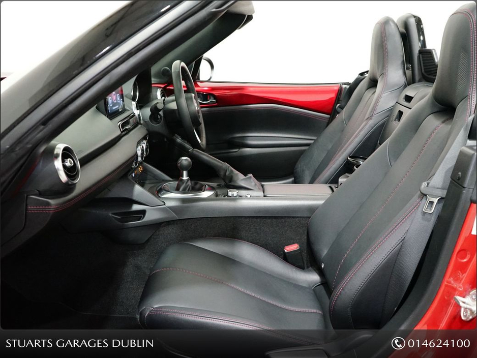 2017 Mazda MX-5 *SOLD DEPOSIT TAKEN*1.5P GT ROADSTER IN SOUL RED CRYSTAL WITH BLACK LEATHER. HEATED SEATS, 17” SMOKED ALLOYS, KEYLESS ENTRY, LANE DEPARTURE WARNING, B