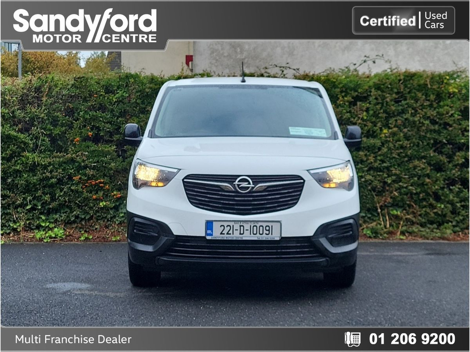 2022 Opel Combo 1.5 Turbo D 100PS Energy €11,341