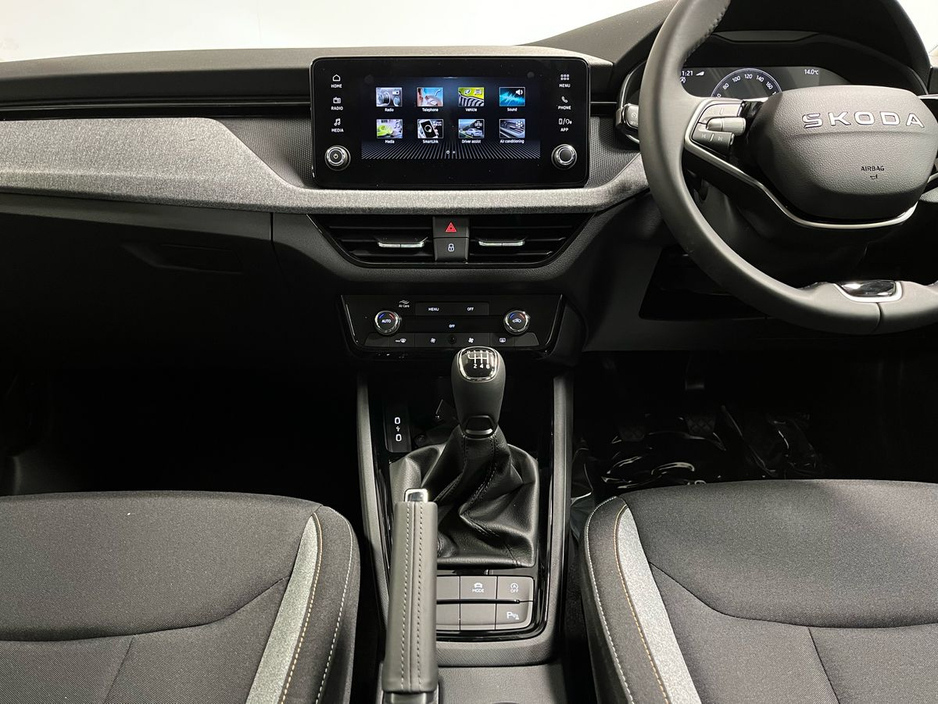 2025 Skoda Kamiq Selection 1.0TSI 115BHP - Reversing Camera - Climate Control - Cruise Control - Auto Lights/Wipers - Apple CarPlay/Android Auto €29,950