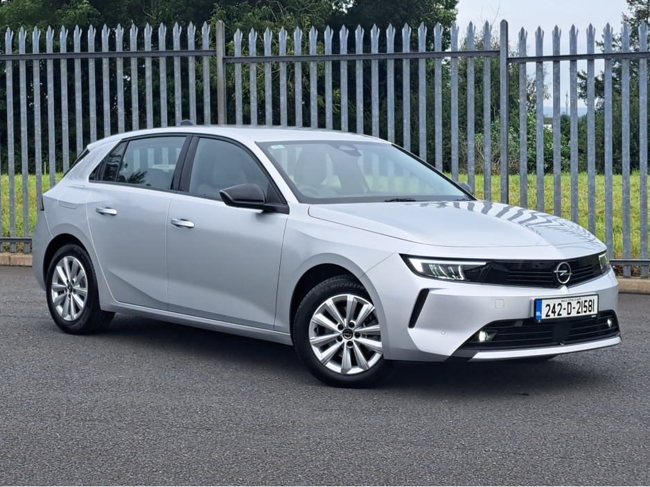 2024 Opel Astra SC 1.5TD 130PS 8 SPEED AUTOMATIC €27,950