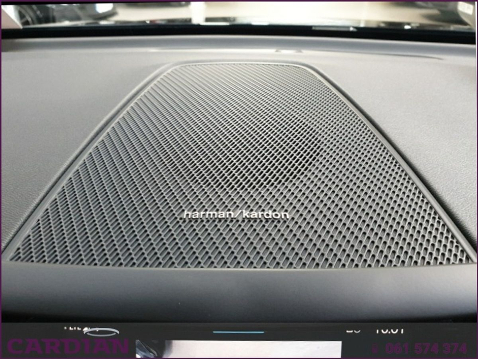 2025 Volvo XC60 Xc60 + T6 PHEV AWD PLUS BLACK EDITION €64,950