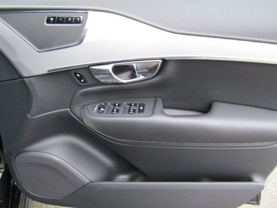 2021 Volvo XC90 Rdesign T8 Recharge 390HP 5D A €49,900