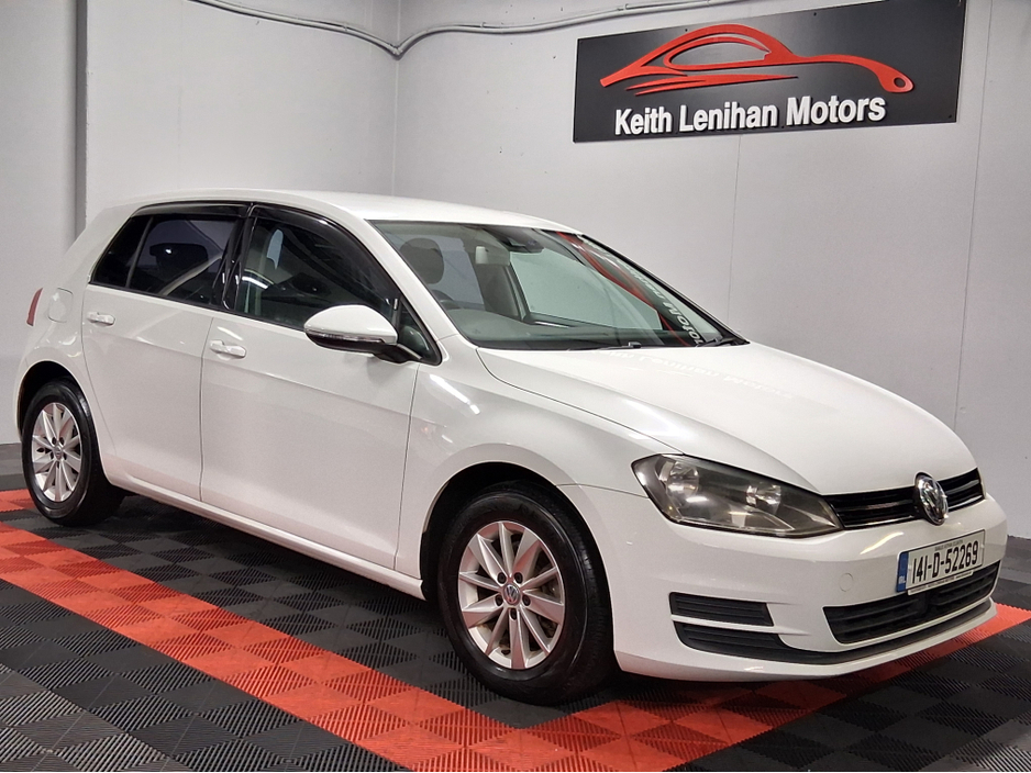 2014 Volkswagen Golf **AUTO - LOW KLMS** €11,888