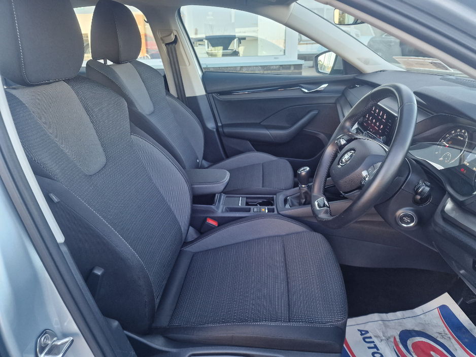 2022 Skoda Octavia AMBITION 2.0tdi 115HP 5DR €21,950