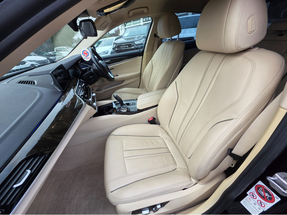 2017 BMW 5 Series ( 172 REG ) 523D LUXURY - CARPLAY NAVIGATION EDITION FULL LEATHER ELECTRIC HEATED SEATS - 360 REVERCE CAMERA - PRIVACY GLASS €24,950