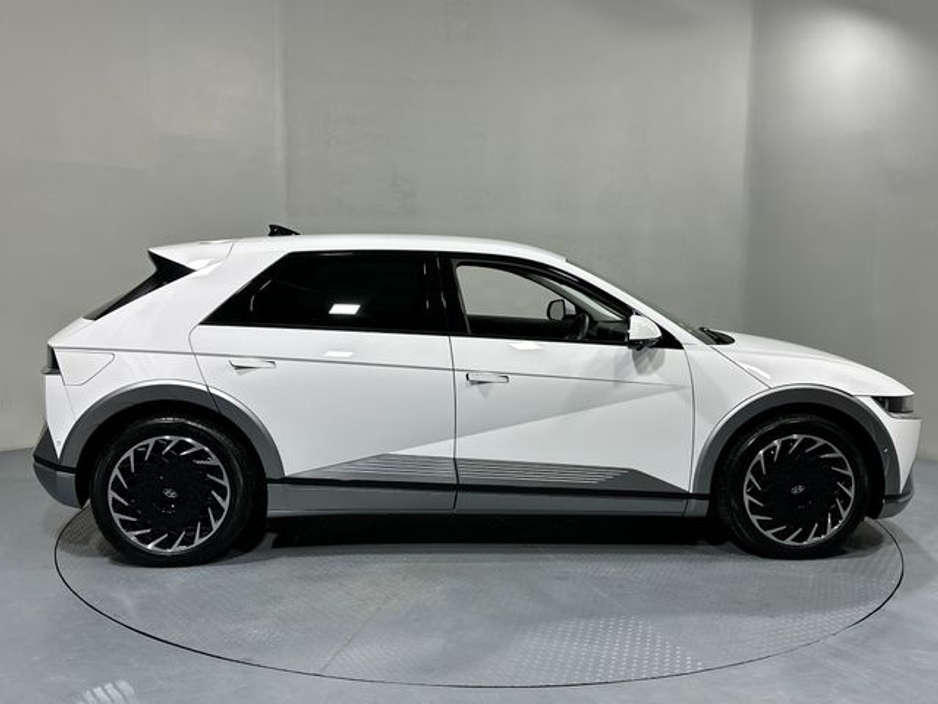2024 Hyundai Ioniq 5 510 Km's Range 77KWH 241 €36,800
