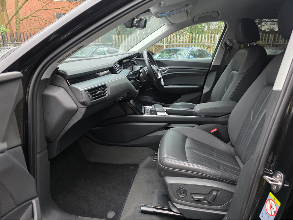 2020 Audi e-tron TECHNIK 50 QUATTRO AUTO. HUGE SPEC. FINANCE ARRANGED. SIMI. AA APPROVED.