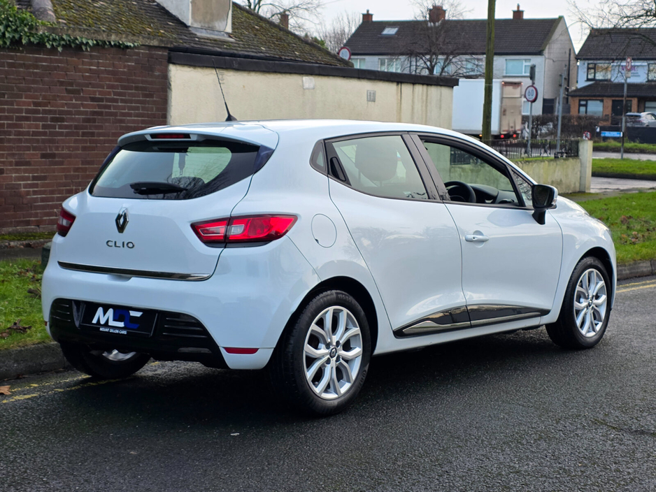 2017 Renault Clio 1.2 16V 75 DYNAMIQUE NAV €9,995