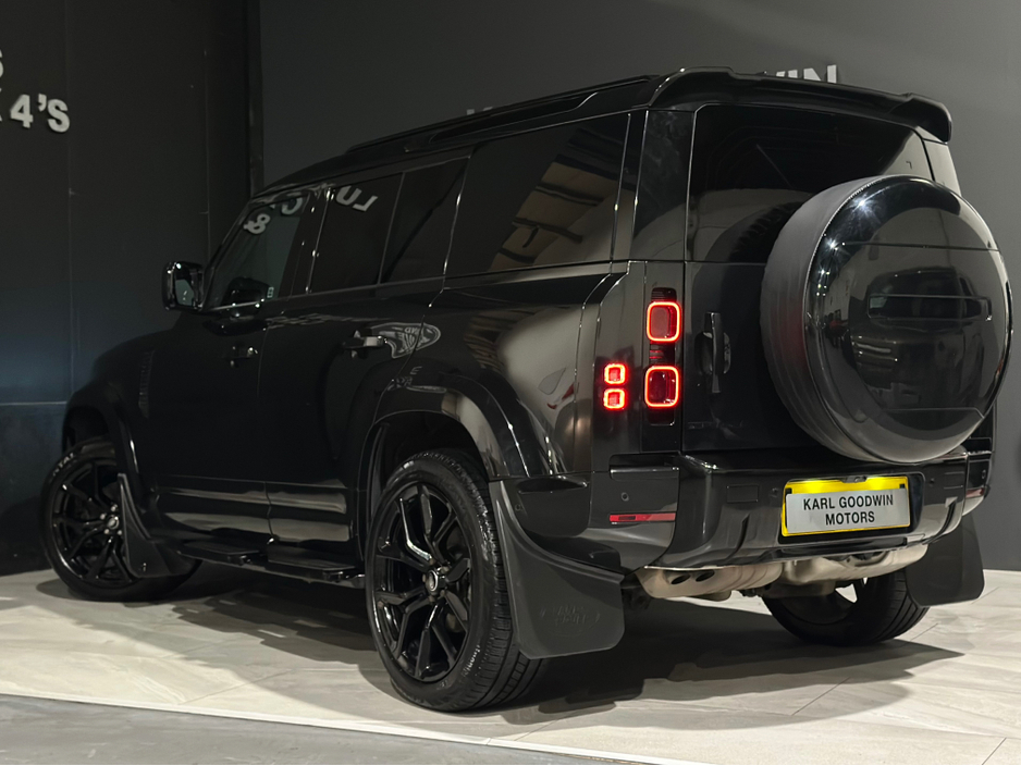 2022 Land Rover Defender D110 3.0 TURBO DIESEL COMMERCIAL €49,950