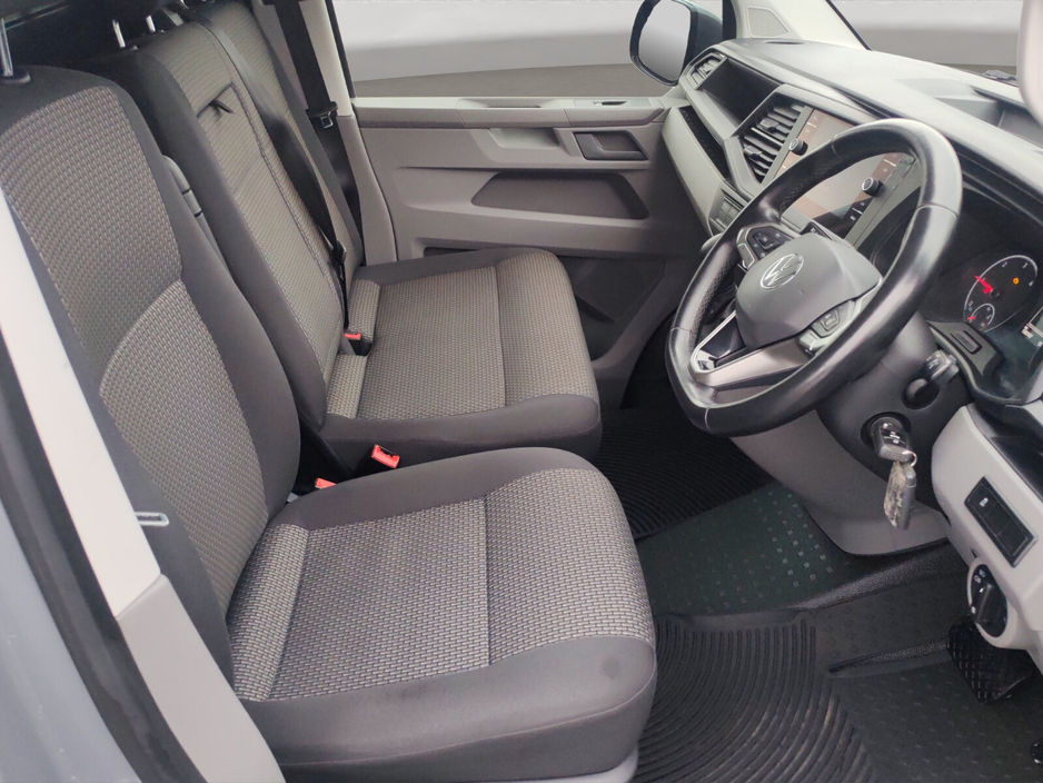 2022 Volkswagen Transporter  €36,900